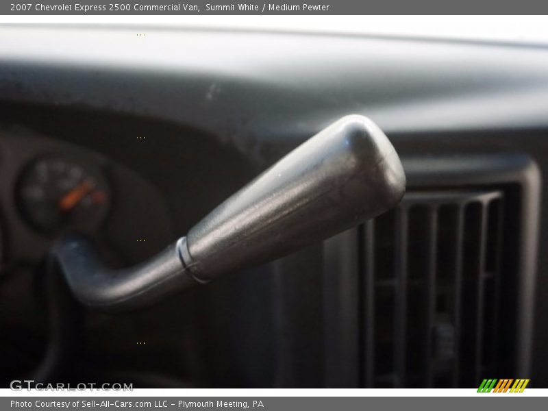 Summit White / Medium Pewter 2007 Chevrolet Express 2500 Commercial Van
