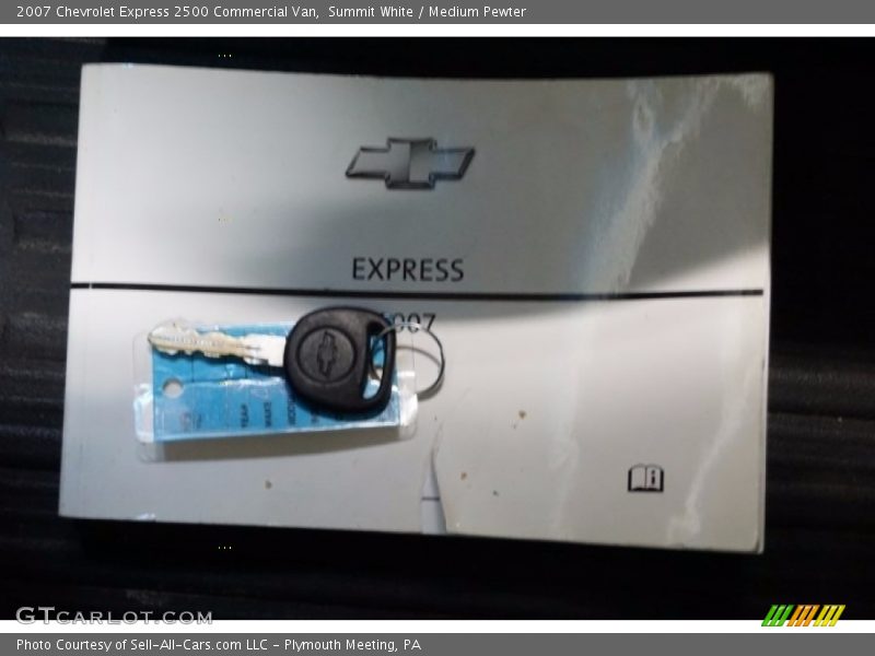 Summit White / Medium Pewter 2007 Chevrolet Express 2500 Commercial Van