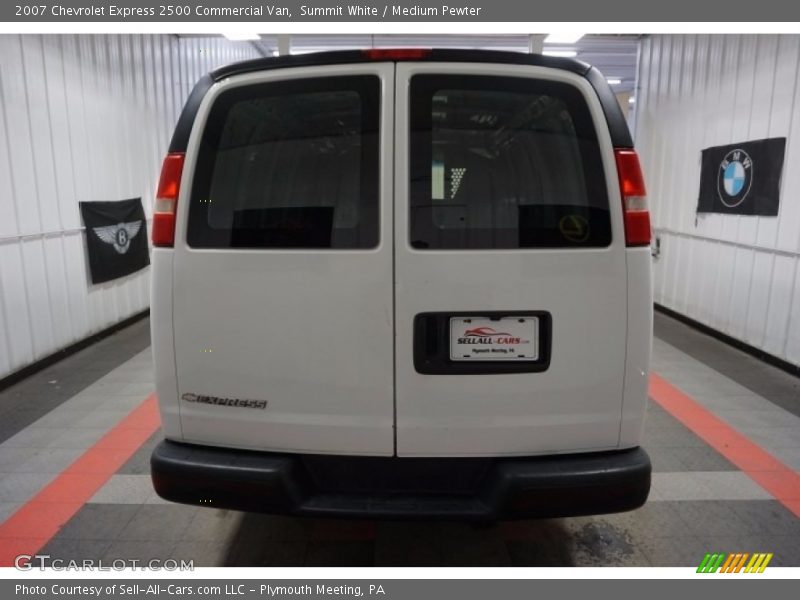 Summit White / Medium Pewter 2007 Chevrolet Express 2500 Commercial Van