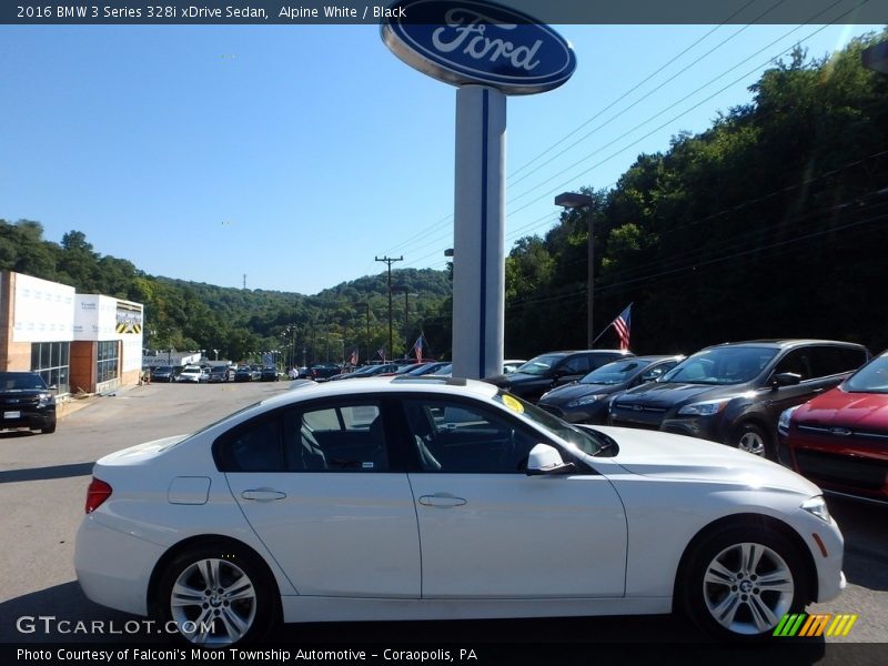 Alpine White / Black 2016 BMW 3 Series 328i xDrive Sedan