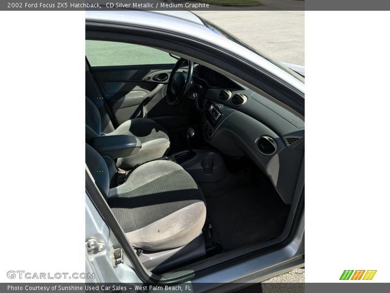 CD Silver Metallic / Medium Graphite 2002 Ford Focus ZX5 Hatchback