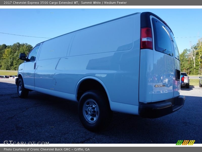 Summit White / Medium Pewter 2017 Chevrolet Express 3500 Cargo Extended WT