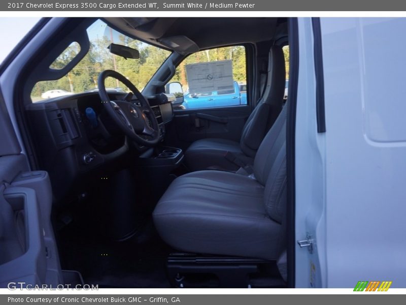 Summit White / Medium Pewter 2017 Chevrolet Express 3500 Cargo Extended WT