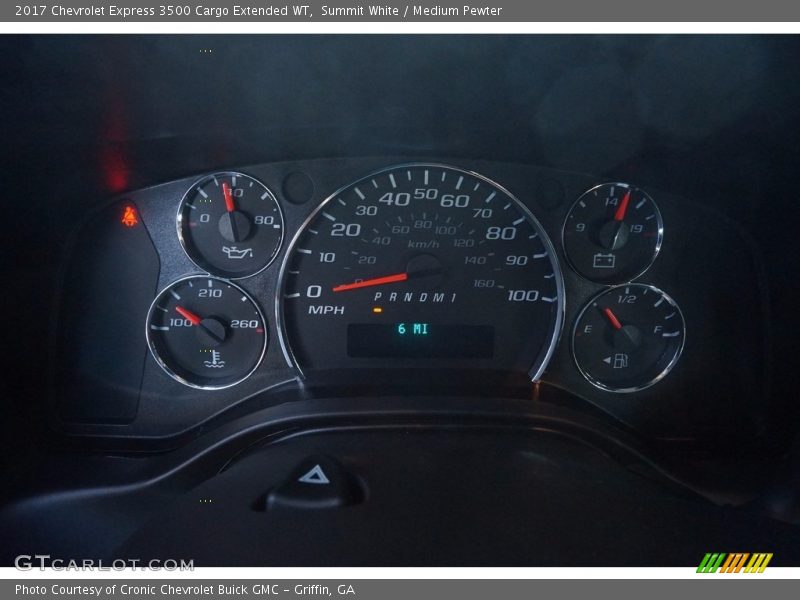 Summit White / Medium Pewter 2017 Chevrolet Express 3500 Cargo Extended WT