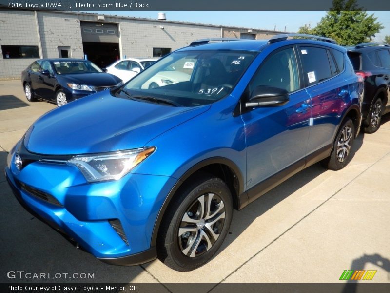 Electric Storm Blue / Black 2016 Toyota RAV4 LE