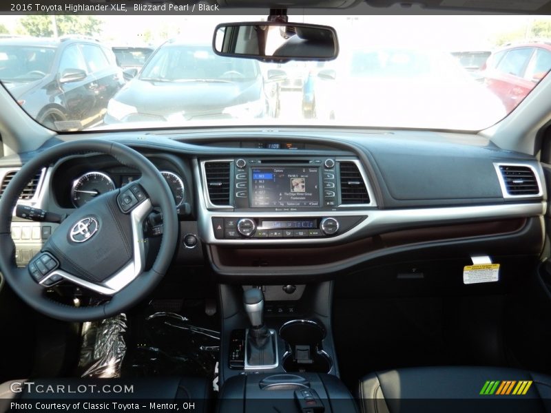 Blizzard Pearl / Black 2016 Toyota Highlander XLE