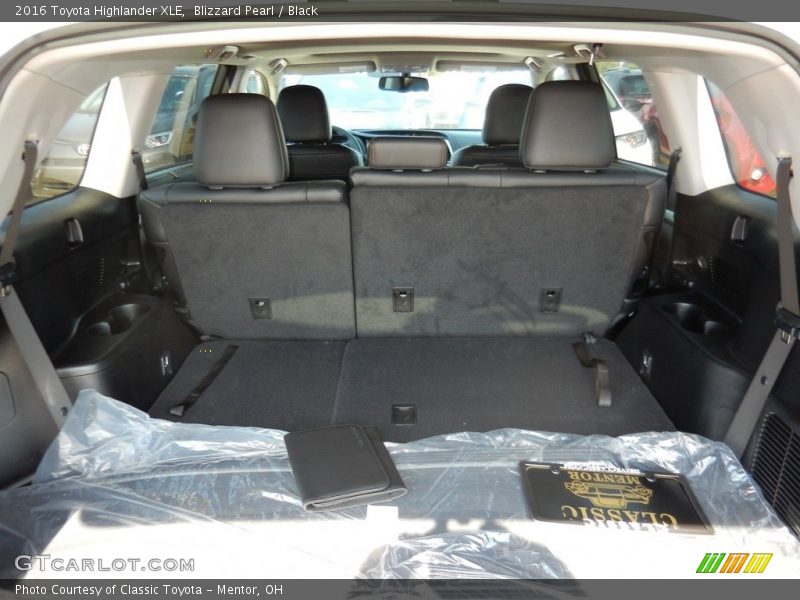 Blizzard Pearl / Black 2016 Toyota Highlander XLE