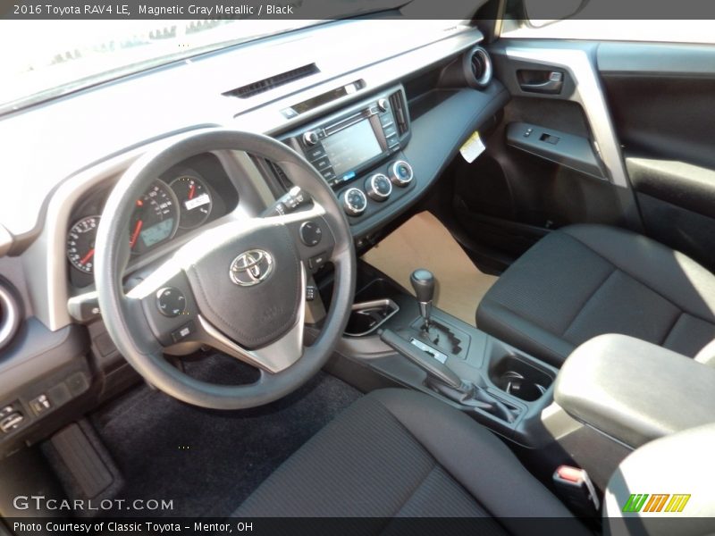 Magnetic Gray Metallic / Black 2016 Toyota RAV4 LE
