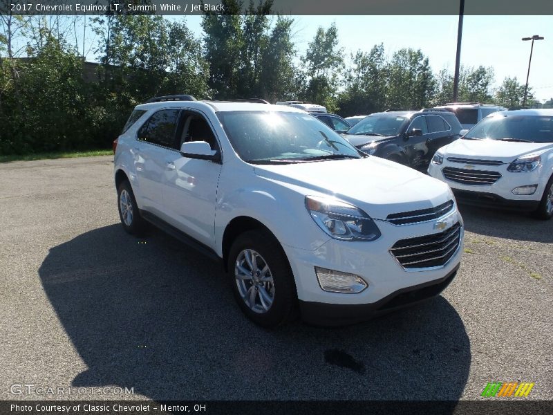 Summit White / Jet Black 2017 Chevrolet Equinox LT