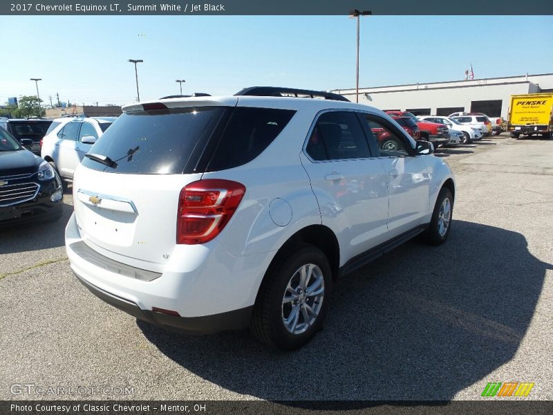 Summit White / Jet Black 2017 Chevrolet Equinox LT