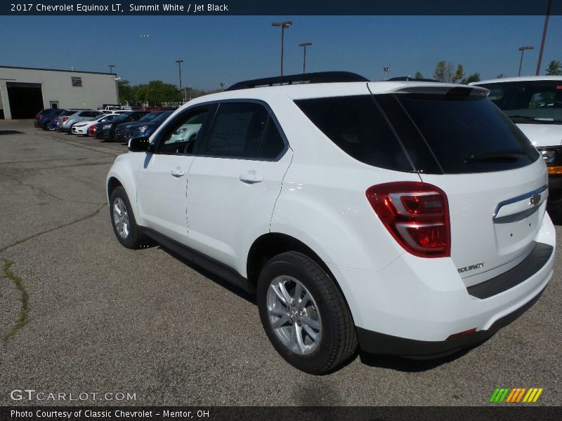 Summit White / Jet Black 2017 Chevrolet Equinox LT