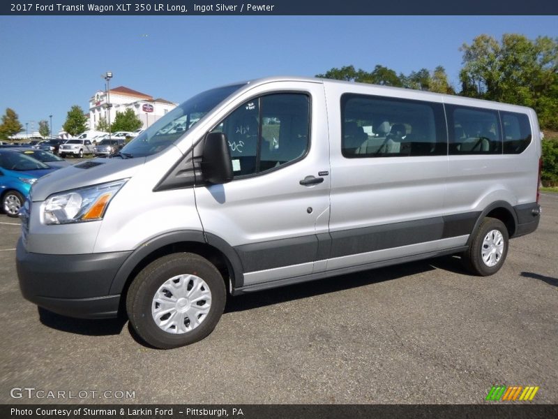 Front 3/4 View of 2017 Transit Wagon XLT 350 LR Long