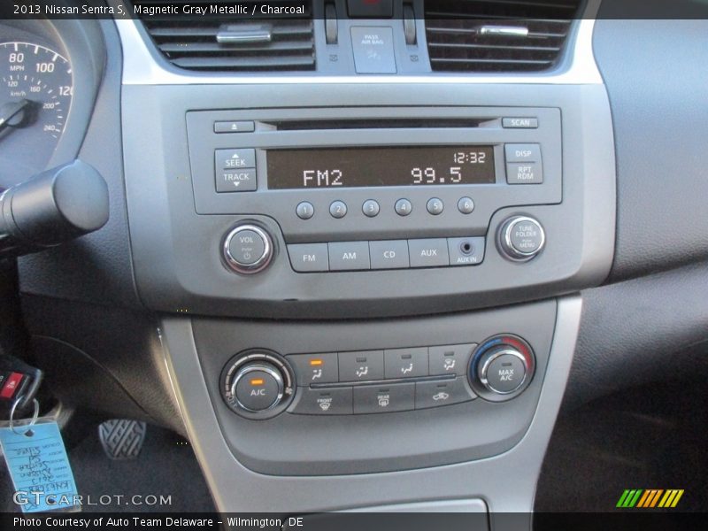 Magnetic Gray Metallic / Charcoal 2013 Nissan Sentra S
