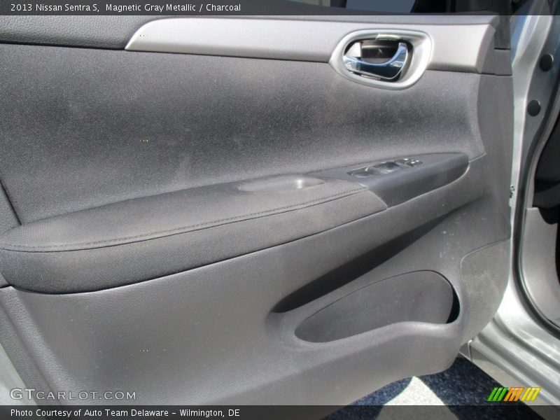 Magnetic Gray Metallic / Charcoal 2013 Nissan Sentra S