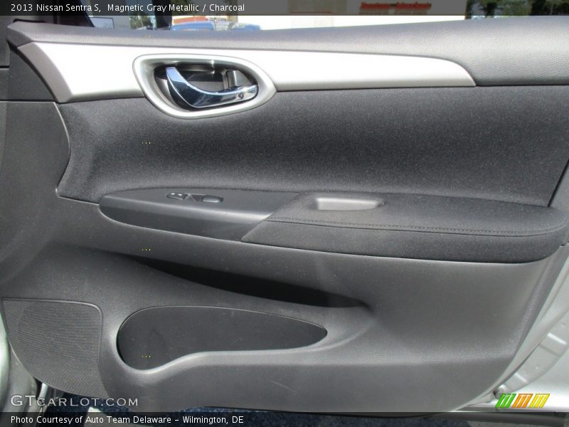 Magnetic Gray Metallic / Charcoal 2013 Nissan Sentra S