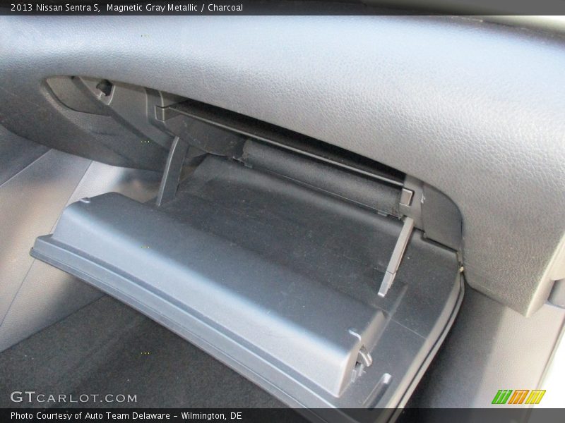 Magnetic Gray Metallic / Charcoal 2013 Nissan Sentra S