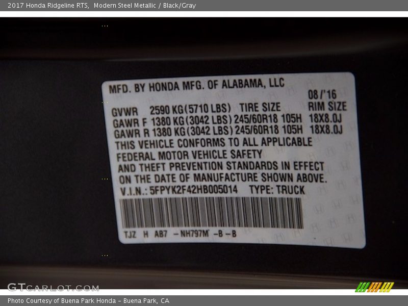 Modern Steel Metallic / Black/Gray 2017 Honda Ridgeline RTS