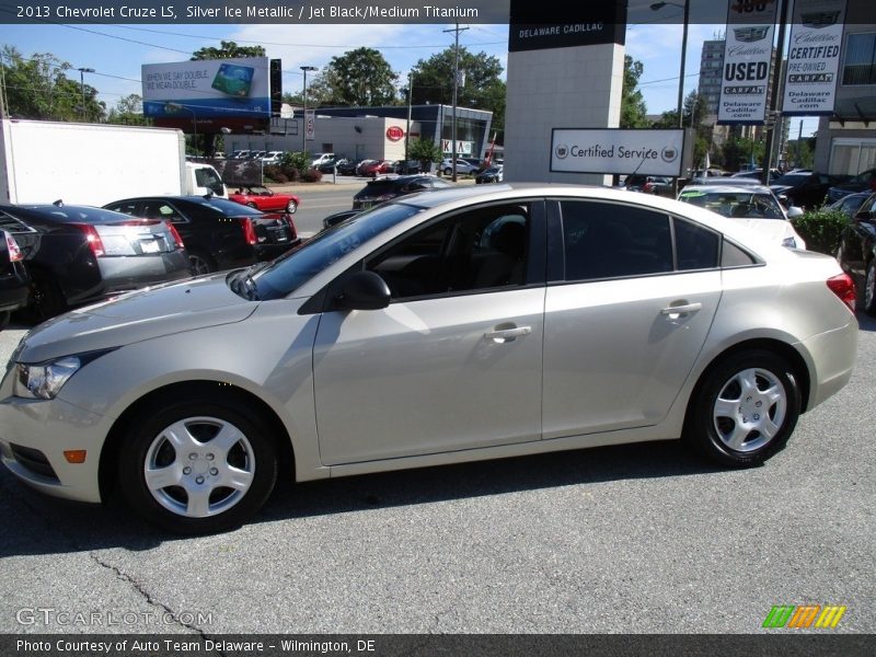 Silver Ice Metallic / Jet Black/Medium Titanium 2013 Chevrolet Cruze LS