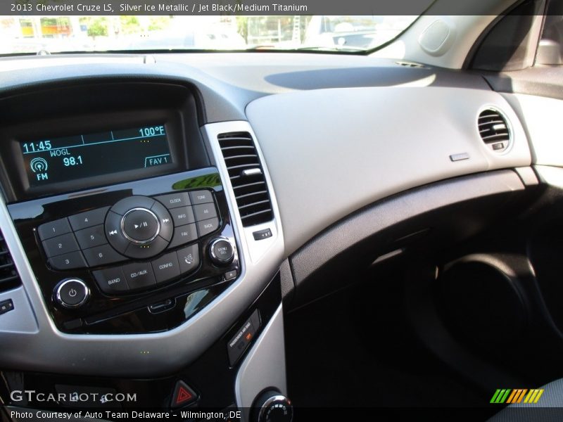 Silver Ice Metallic / Jet Black/Medium Titanium 2013 Chevrolet Cruze LS