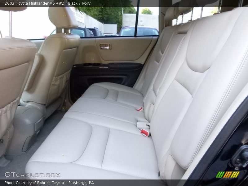 Black / Ivory 2003 Toyota Highlander V6 4WD