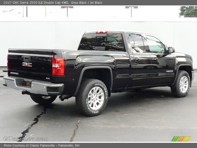 Onyx Black / Jet Black 2017 GMC Sierra 1500 SLE Double Cab 4WD