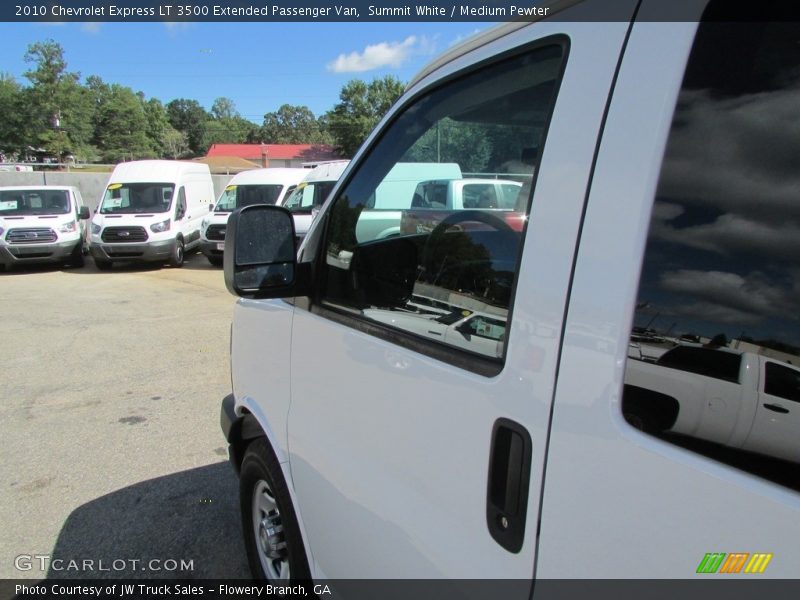 Summit White / Medium Pewter 2010 Chevrolet Express LT 3500 Extended Passenger Van