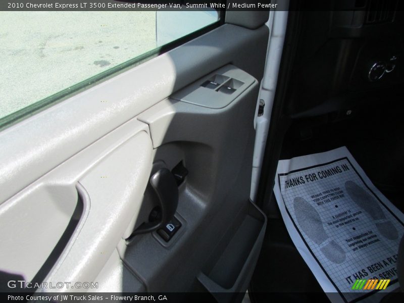 Summit White / Medium Pewter 2010 Chevrolet Express LT 3500 Extended Passenger Van