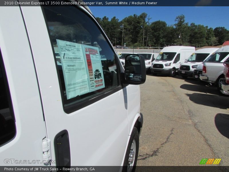 Summit White / Medium Pewter 2010 Chevrolet Express LT 3500 Extended Passenger Van