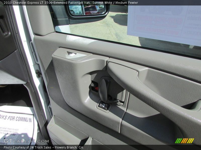 Summit White / Medium Pewter 2010 Chevrolet Express LT 3500 Extended Passenger Van