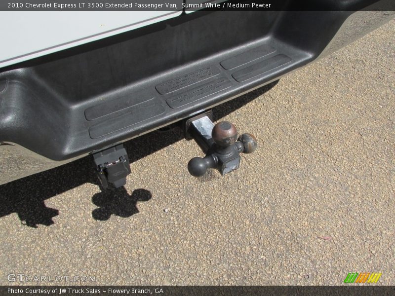 Summit White / Medium Pewter 2010 Chevrolet Express LT 3500 Extended Passenger Van