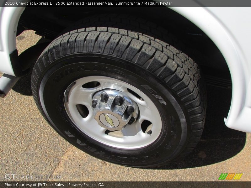 Summit White / Medium Pewter 2010 Chevrolet Express LT 3500 Extended Passenger Van