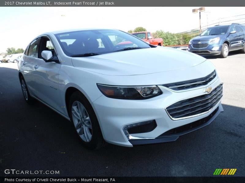 Iridescent Pearl Tricoat / Jet Black 2017 Chevrolet Malibu LT