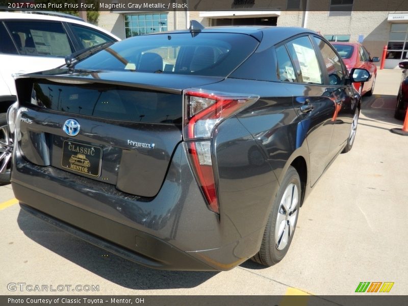 Magnetic Gray Metallic / Black 2017 Toyota Prius Prius Four