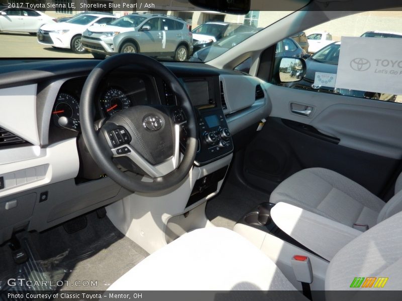 Shoreline Blue Pearl / Ash 2017 Toyota Sienna LE