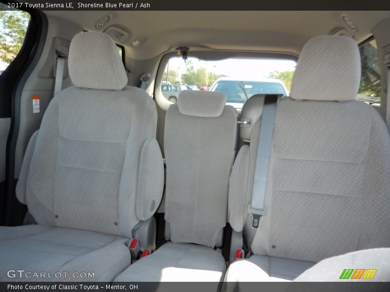 Shoreline Blue Pearl / Ash 2017 Toyota Sienna LE
