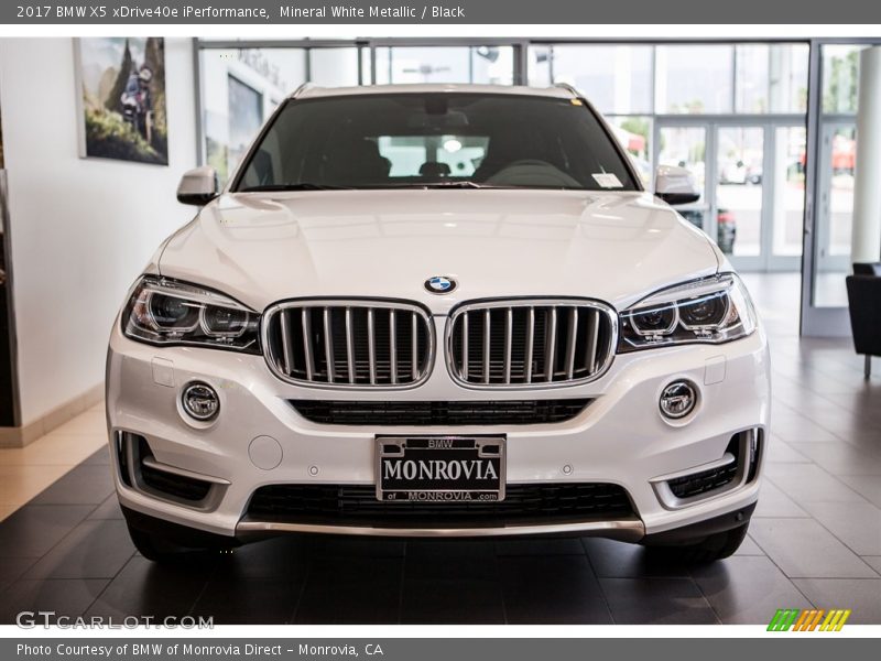 Mineral White Metallic / Black 2017 BMW X5 xDrive40e iPerformance