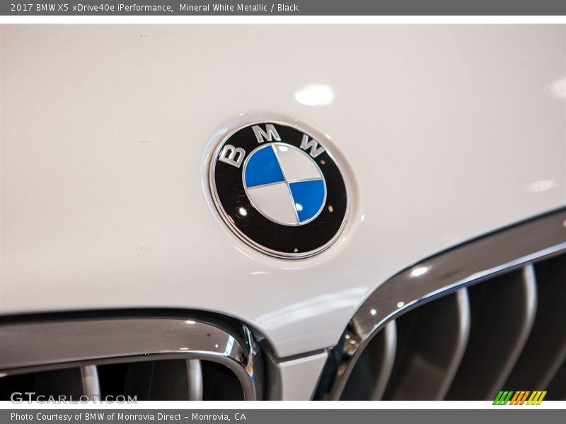 Mineral White Metallic / Black 2017 BMW X5 xDrive40e iPerformance