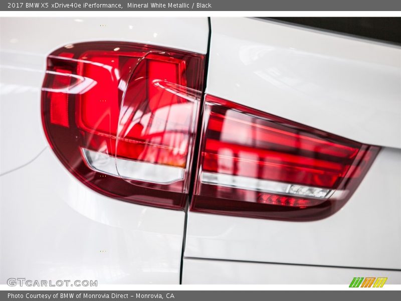 Mineral White Metallic / Black 2017 BMW X5 xDrive40e iPerformance