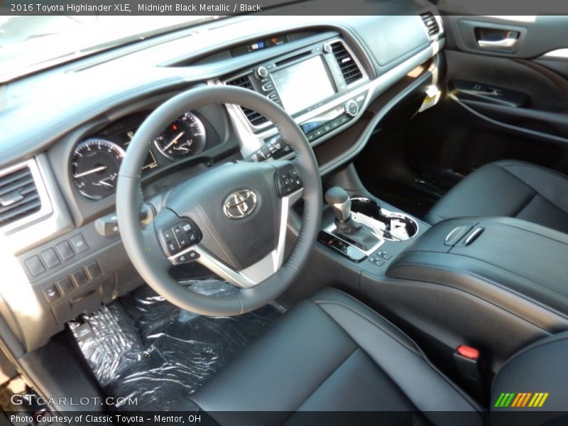  2016 Highlander XLE Black Interior