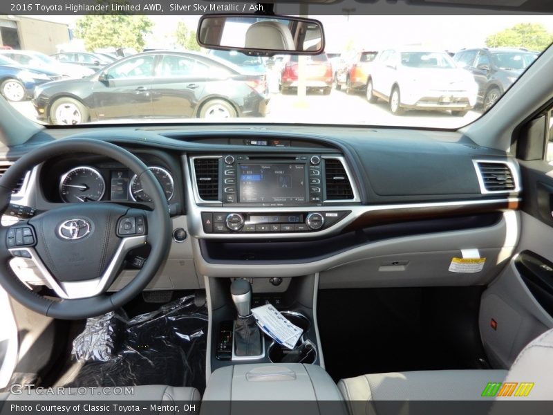 Silver Sky Metallic / Ash 2016 Toyota Highlander Limited AWD