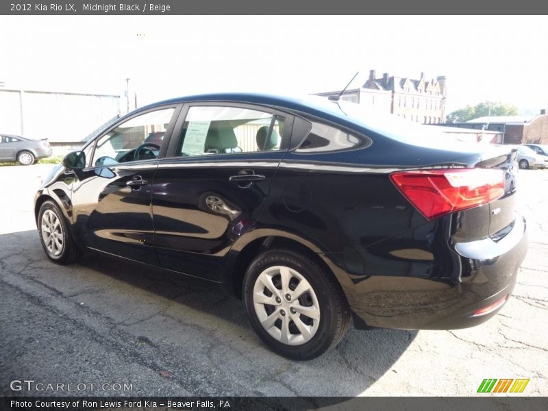 Midnight Black / Beige 2012 Kia Rio LX