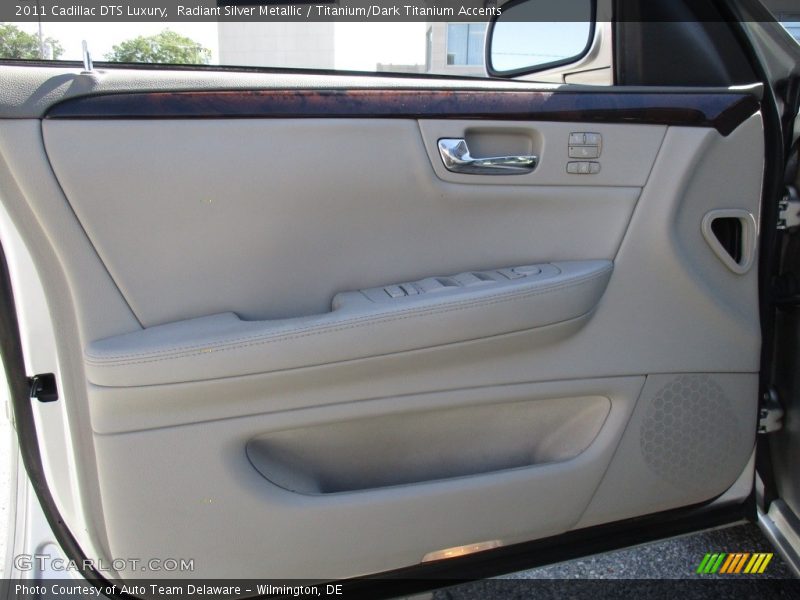Radiant Silver Metallic / Titanium/Dark Titanium Accents 2011 Cadillac DTS Luxury