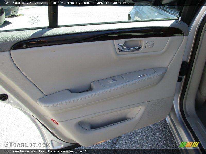 Radiant Silver Metallic / Titanium/Dark Titanium Accents 2011 Cadillac DTS Luxury