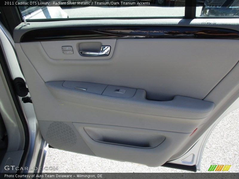 Radiant Silver Metallic / Titanium/Dark Titanium Accents 2011 Cadillac DTS Luxury