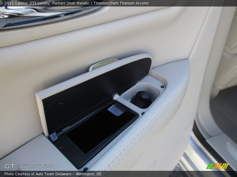 Radiant Silver Metallic / Titanium/Dark Titanium Accents 2011 Cadillac DTS Luxury