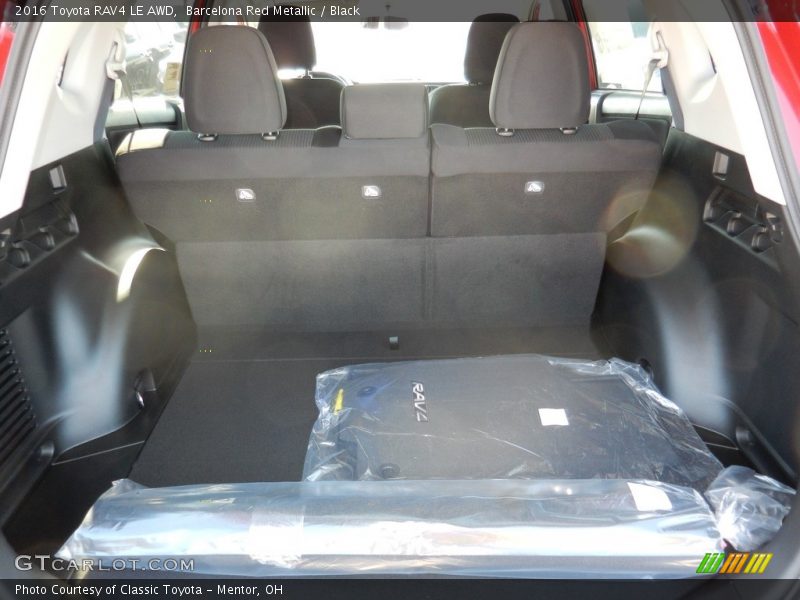 Barcelona Red Metallic / Black 2016 Toyota RAV4 LE AWD