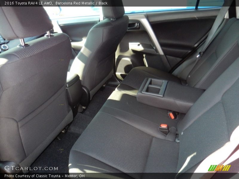 Barcelona Red Metallic / Black 2016 Toyota RAV4 LE AWD