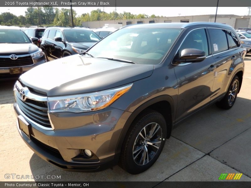 Predawn Gray Mica / Black 2016 Toyota Highlander XLE
