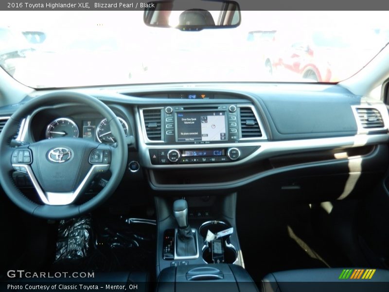 Blizzard Pearl / Black 2016 Toyota Highlander XLE