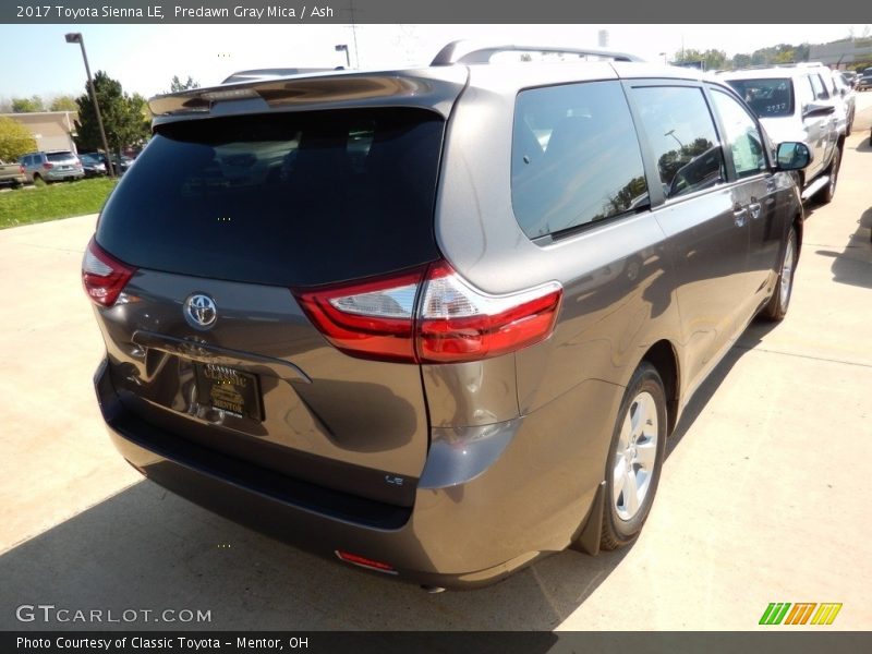 Predawn Gray Mica / Ash 2017 Toyota Sienna LE